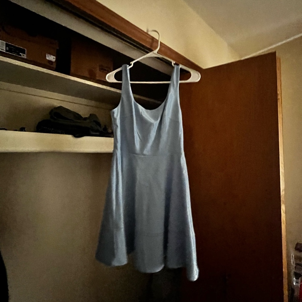 Short blue dress